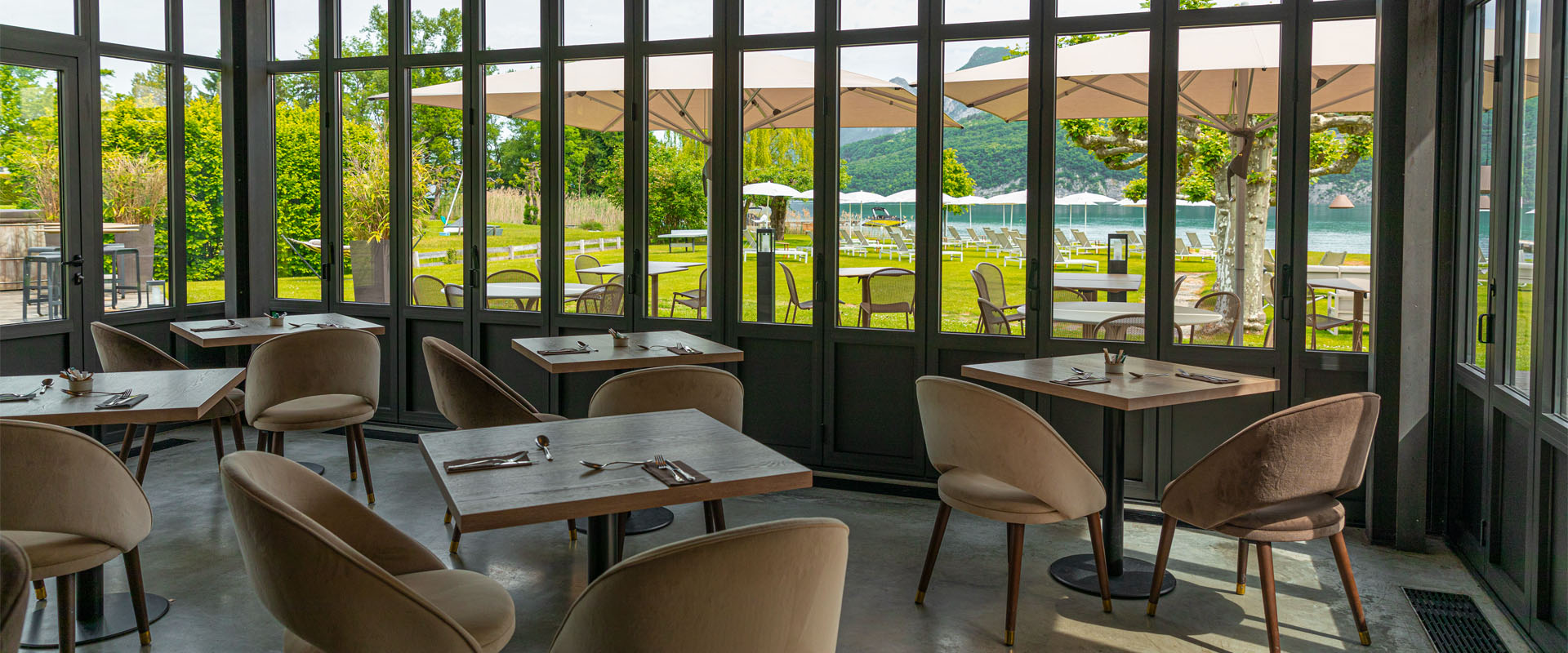restaurant-les-parasols-salle